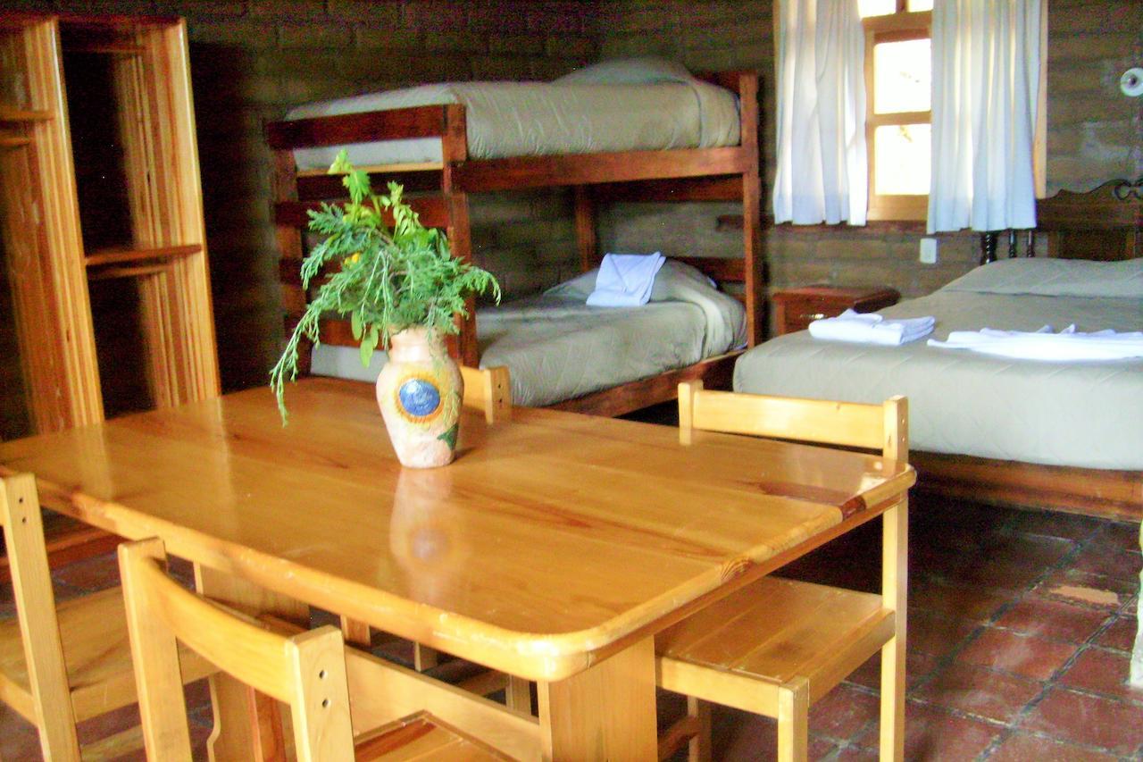 Centro Ecoturístico Cabañas Benito Juárez Cuajimoloyas Quarto foto